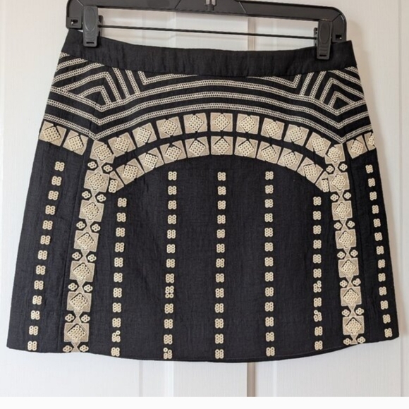 Bcbgmaxazria skirt - Picture 5 of 5